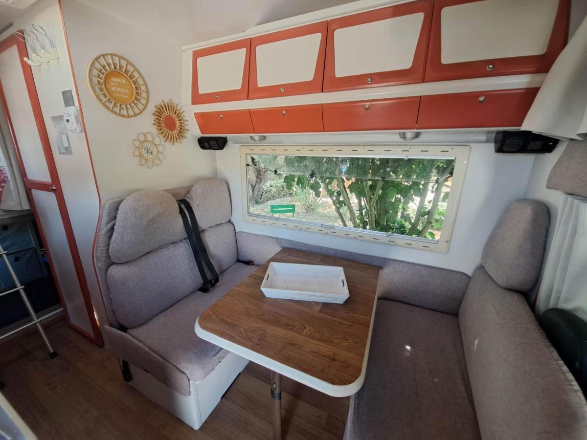 Camping Car A 3 Minutes Du Parc Pairi Daiza Hotel Brugelette Exterior photo